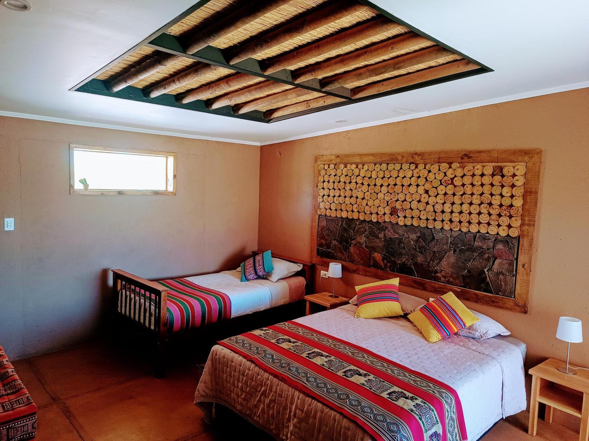 Tiunur Lodge Solor 外观 照片